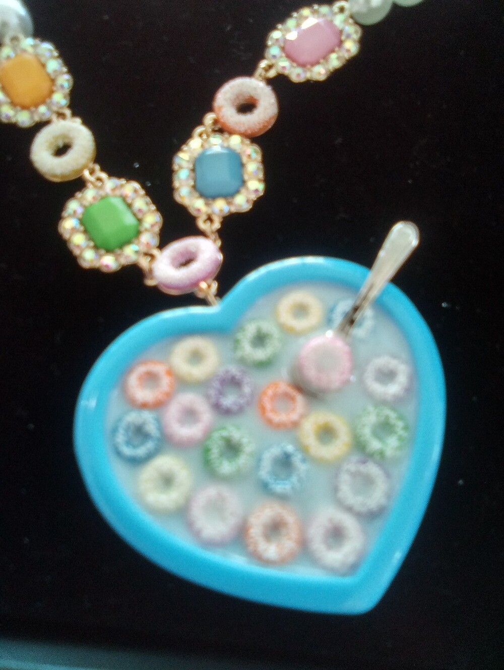 CUTE! Betsey Johnson Fruit Loops In Milk Necklace (dstcactus)